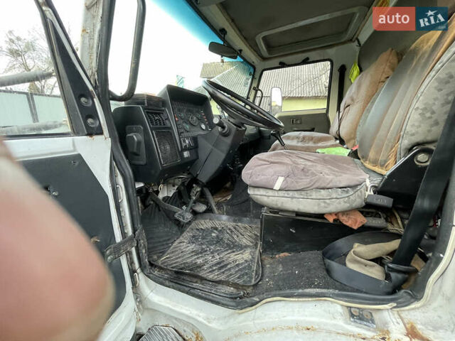 Белый TATA LPT 613, объемом двигателя 5.68 л и пробегом 382 тыс. км за 4200 $, фото 8 на Automoto.ua