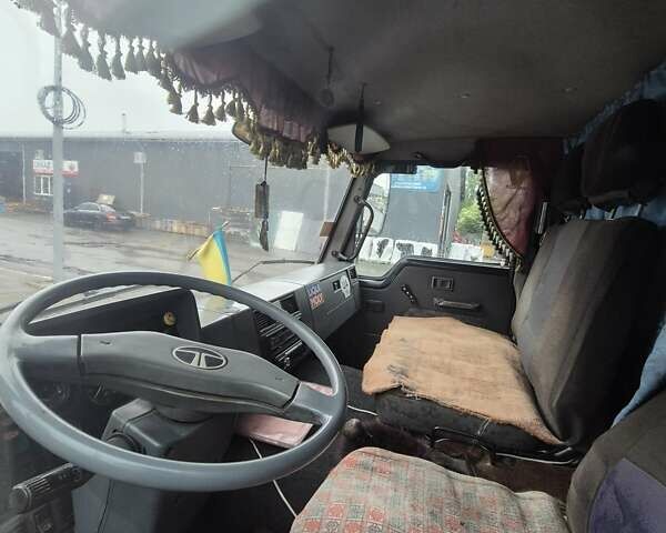 Білий TATA LPT 613, об'ємом двигуна 5.68 л та пробігом 520 тис. км за 4400 $, фото 6 на Automoto.ua