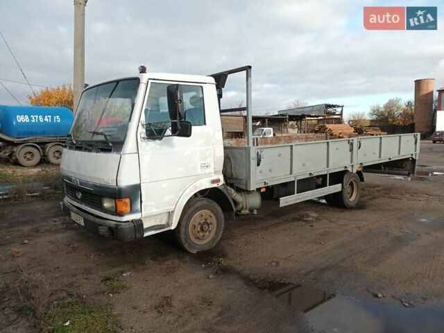 TATA LPT 613 2008 у Харкові на Automoto.ua Білий TATA LPT 613, об'ємом двигуна 5.68 л та пробігом 329 тис. км за 3200 $, фото 1 на Automoto.ua