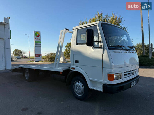 Белый TATA LPT 613, объемом двигателя 5.68 л и пробегом 64 тыс. км за 10800 $, фото 4 на Automoto.ua