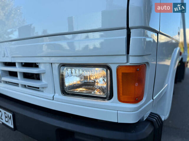 Белый TATA LPT 613, объемом двигателя 5.68 л и пробегом 64 тыс. км за 10800 $, фото 12 на Automoto.ua