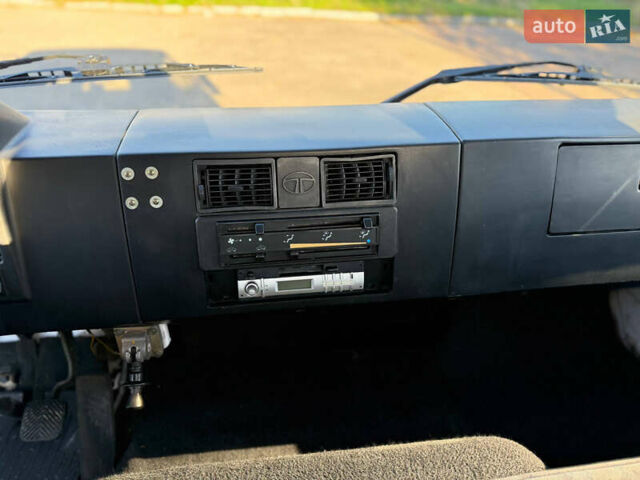 Белый TATA LPT 613, объемом двигателя 5.68 л и пробегом 64 тыс. км за 10800 $, фото 34 на Automoto.ua