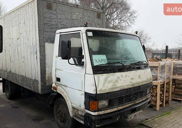 Білий TATA LPT 613, об'ємом двигуна 5.7 л та пробігом 320 тис. км за 2826 $, фото 1 на Automoto.ua