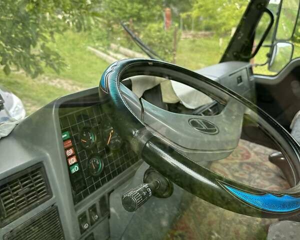 Білий TATA LPT 613, об'ємом двигуна 5.7 л та пробігом 60 тис. км за 11500 $, фото 4 на Automoto.ua