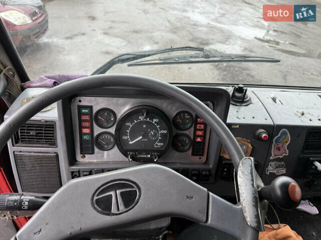 Красный TATA LPT 613, объемом двигателя 0 л и пробегом 178 тыс. км за 5300 $, фото 2 на Automoto.ua