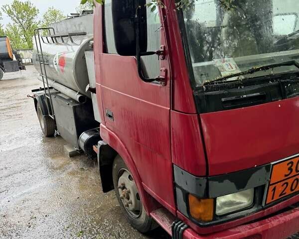 Красный TATA LPT 613, объемом двигателя 5.68 л и пробегом 353 тыс. км за 13999 $, фото 1 на Automoto.ua