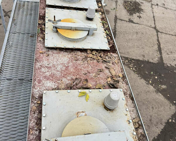 TATA LPT 613 2008 у Києві на Automoto.ua Червоний TATA LPT 613, об'ємом двигуна 5.67 л та пробігом 380 тис. км за 15700 $, фото 3 на Automoto.ua