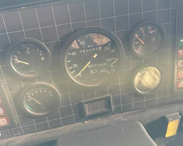 Красный TATA LPT 613, объемом двигателя 0 л и пробегом 269 тыс. км за 5850 $, фото 4 на Automoto.ua