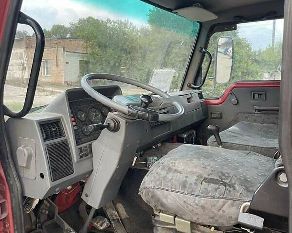 Червоний TATA LPT 613, об'ємом двигуна 5.68 л та пробігом 251 тис. км за 5500 $, фото 3 на Automoto.ua