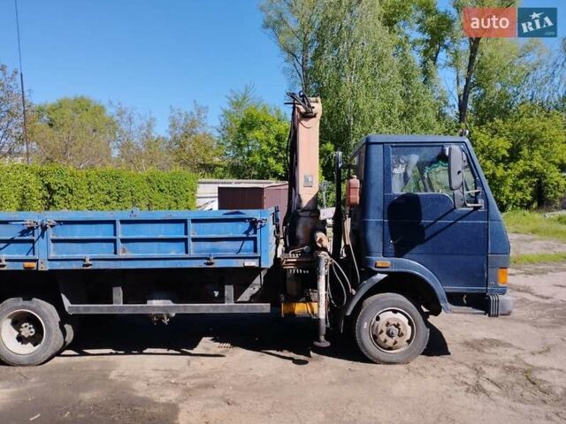 Синий TATA LPT 613, объемом двигателя 5.68 л и пробегом 400 тыс. км за 8000 $, фото 2 на Automoto.ua