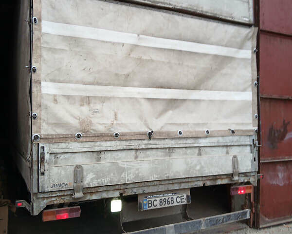 Синий TATA LPT 613, объемом двигателя 5.68 л и пробегом 350 тыс. км за 4800 $, фото 2 на Automoto.ua