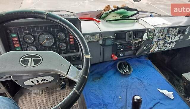 Синий TATA LPT 613, объемом двигателя 5.68 л и пробегом 270 тыс. км за 5400 $, фото 4 на Automoto.ua