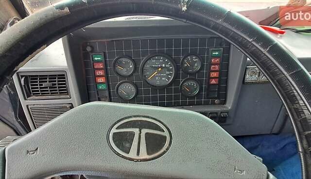 Синий TATA LPT 613, объемом двигателя 5.68 л и пробегом 270 тыс. км за 5400 $, фото 3 на Automoto.ua