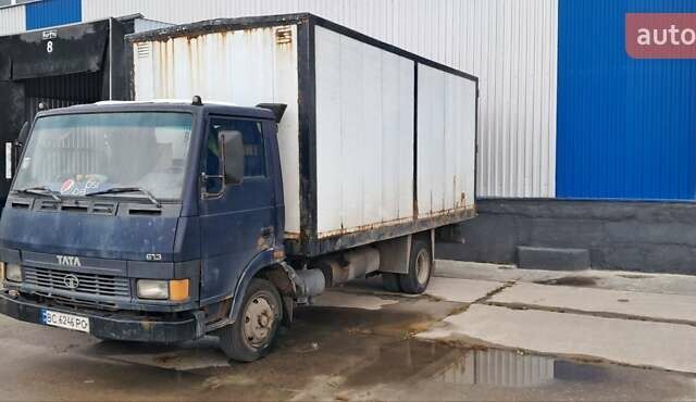 Синий TATA LPT 613, объемом двигателя 5.68 л и пробегом 270 тыс. км за 5400 $, фото 1 на Automoto.ua