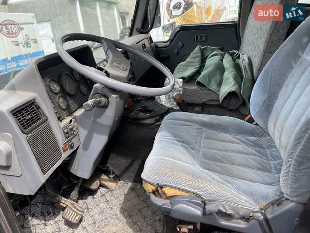 Синий TATA LPT 613, объемом двигателя 0 л и пробегом 279 тыс. км за 2999 $, фото 7 на Automoto.ua