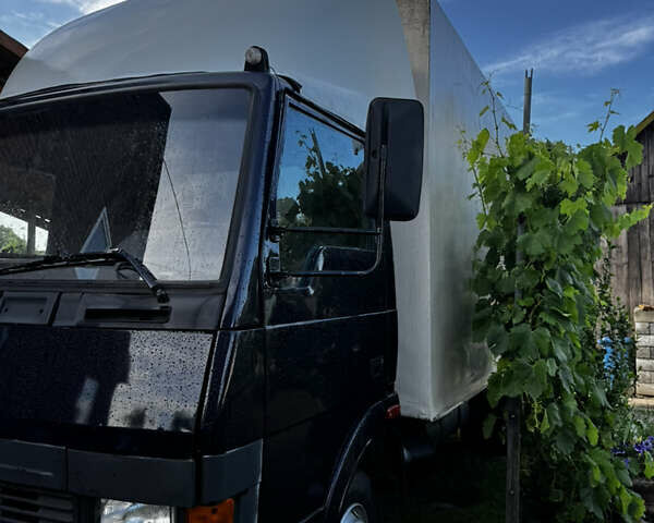 Синий TATA LPT 613, объемом двигателя 5.68 л и пробегом 680 тыс. км за 5800 $, фото 1 на Automoto.ua