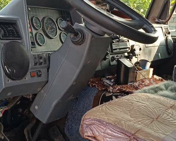 Синий TATA LPT 613, объемом двигателя 5.67 л и пробегом 200 тыс. км за 7000 $, фото 1 на Automoto.ua