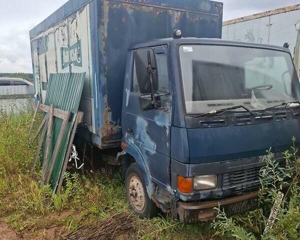 Синий TATA LPT 613, объемом двигателя 5.68 л и пробегом 800 тыс. км за 1800 $, фото 2 на Automoto.ua