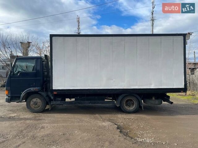 Синій TATA LPT 613, об'ємом двигуна 5.67 л та пробігом 640 тис. км за 5200 $, фото 1 на Automoto.ua