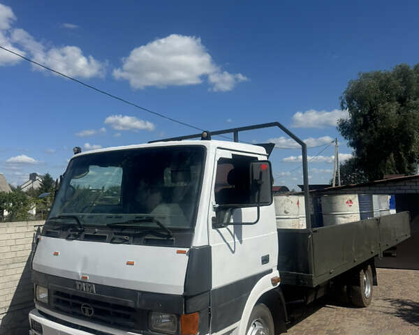 Білий TATA Т 713.12, об'ємом двигуна 5.7 л та пробігом 395 тис. км за 6300 $, фото 1 на Automoto.ua