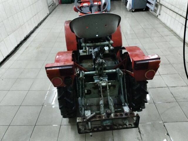 Красный ТЗ 4k-14, объемом двигателя 2 л и пробегом 100 тыс. км за 4000 $, фото 3 на Automoto.ua