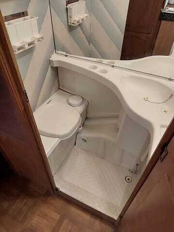 Белый Таберт Комтессе, объемом двигателя 0 л и пробегом 1 тыс. км за 7499 $, фото 33 на Automoto.ua