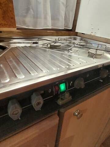 Белый Таберт Комтессе, объемом двигателя 0 л и пробегом 1 тыс. км за 7499 $, фото 21 на Automoto.ua