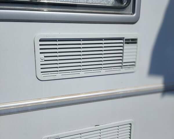 Белый Таберт Caravane, объемом двигателя 0 л и пробегом 0 тыс. км за 15000 $, фото 16 на Automoto.ua