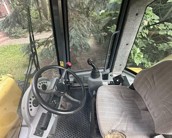 Терекс ТЛ, объемом двигателя 4 л и пробегом 3 тыс. км за 18000 $, фото 4 на Automoto.ua