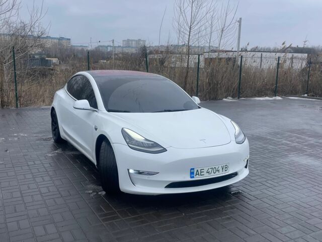 Белый Тесла Модель 3, объемом двигателя 6.2 л и пробегом 141 тыс. км за 14500 $, фото 2 на Automoto.ua