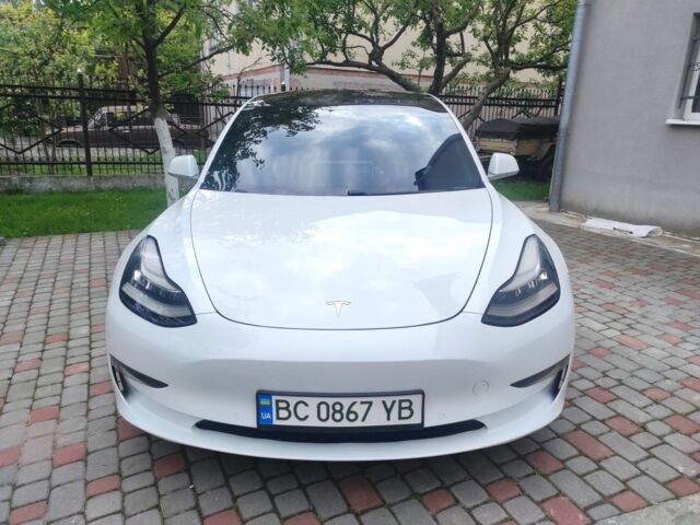 Білий Тесла Модель 3, об'ємом двигуна 0 л та пробігом 310 тис. км за 14999 $, фото 3 на Automoto.ua