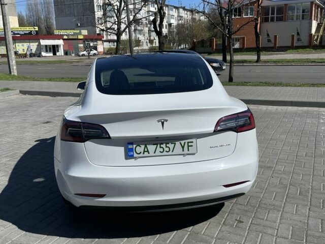Білий Тесла Модель 3, об'ємом двигуна 0 л та пробігом 40 тис. км за 23000 $, фото 1 на Automoto.ua