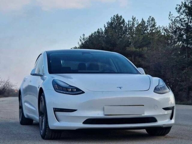 Білий Тесла Модель 3, об'ємом двигуна 0 л та пробігом 98 тис. км за 17000 $, фото 3 на Automoto.ua