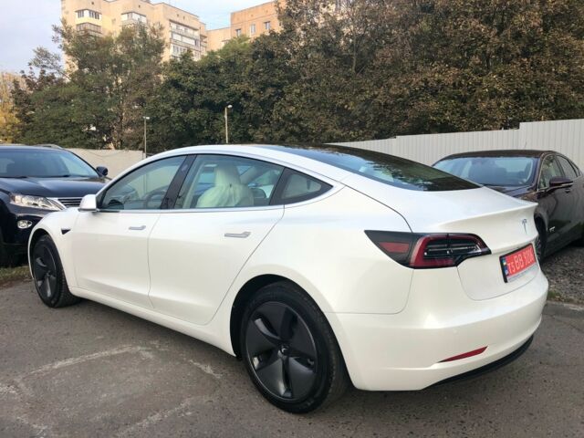 Білий Тесла Модель 3, об'ємом двигуна 0 л та пробігом 0 тис. км за 41900 $, фото 3 на Automoto.ua