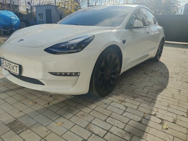 Белый Тесла Модель 3, объемом двигателя 0 л и пробегом 95 тыс. км за 20999 $, фото 1 на Automoto.ua