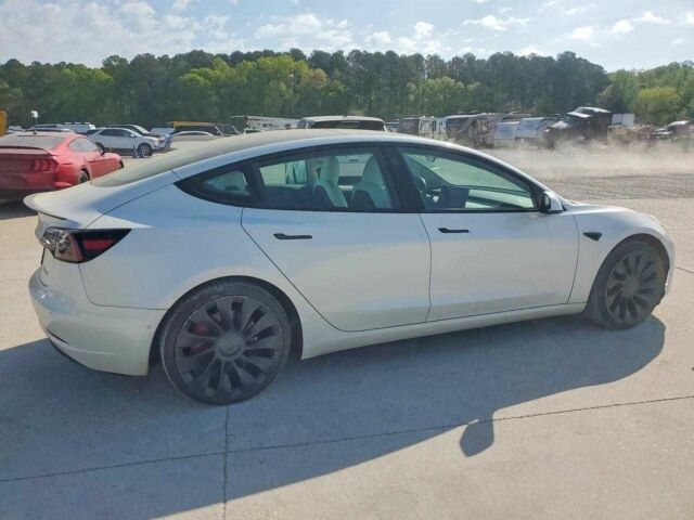 Белый Тесла Модель 3, объемом двигателя 0 л и пробегом 84 тыс. км за 4800 $, фото 3 на Automoto.ua