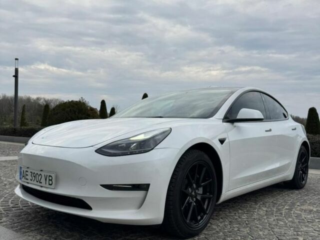 Белый Тесла Модель 3, объемом двигателя 0 л и пробегом 35 тыс. км за 21000 $, фото 12 на Automoto.ua