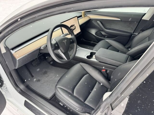 Белый Тесла Модель 3, объемом двигателя 0 л и пробегом 34 тыс. км за 20500 $, фото 18 на Automoto.ua