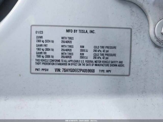 Белый Тесла Модель 3, объемом двигателя 0 л и пробегом 96 тыс. км за 558 $, фото 1 на Automoto.ua