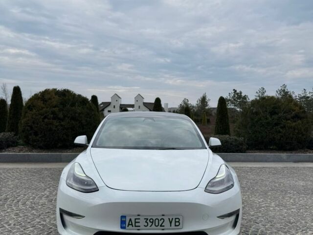 Белый Тесла Модель 3, объемом двигателя 0 л и пробегом 35 тыс. км за 21000 $, фото 6 на Automoto.ua