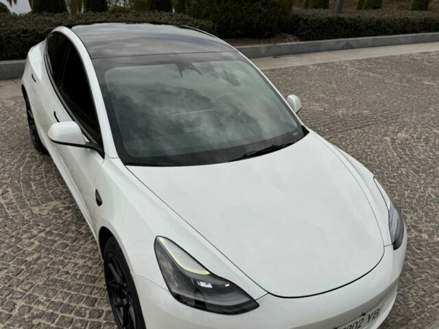 Белый Тесла Модель 3, объемом двигателя 0 л и пробегом 35 тыс. км за 21000 $, фото 9 на Automoto.ua