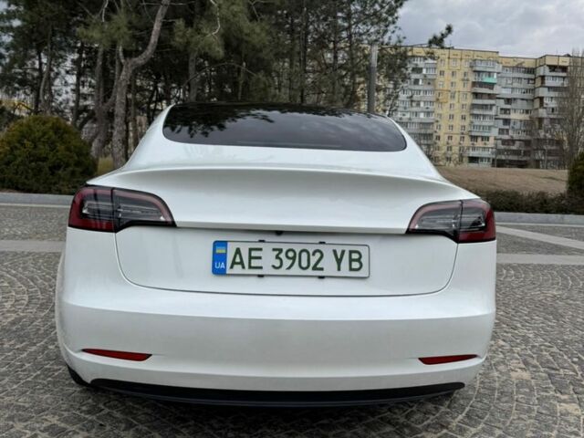 Белый Тесла Модель 3, объемом двигателя 0 л и пробегом 35 тыс. км за 21000 $, фото 2 на Automoto.ua