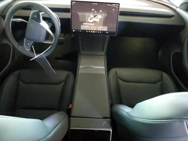 Белый Тесла Модель 3, объемом двигателя 0 л и пробегом 7 тыс. км за 8805 $, фото 7 на Automoto.ua