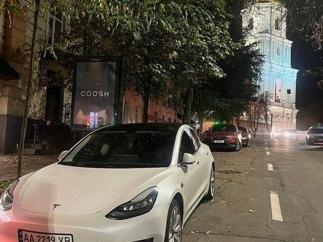 Белый Тесла Модель 3, объемом двигателя 0 л и пробегом 181 тыс. км за 17000 $, фото 9 на Automoto.ua