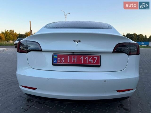 Белый Тесла Модель 3, объемом двигателя 0 л и пробегом 255 тыс. км за 13400 $, фото 24 на Automoto.ua