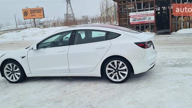 Белый Тесла Модель 3, объемом двигателя 0 л и пробегом 190 тыс. км за 13450 $, фото 15 на Automoto.ua