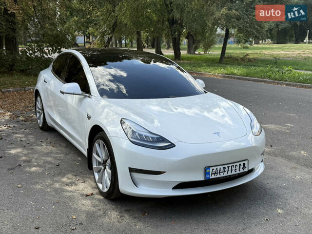 Білий Тесла Модель 3, об'ємом двигуна 0 л та пробігом 79 тис. км за 19800 $, фото 39 на Automoto.ua