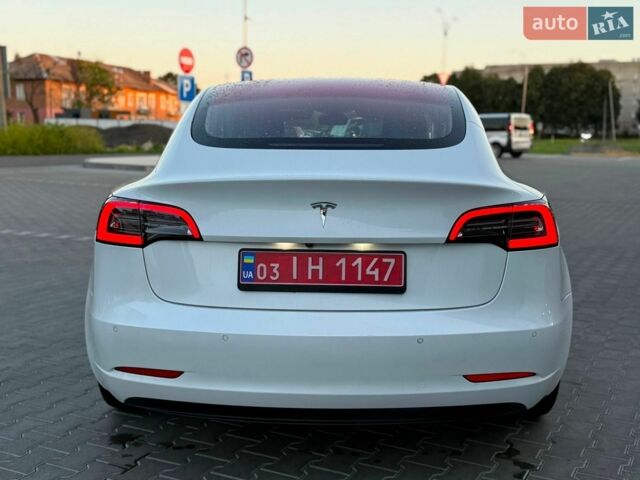 Белый Тесла Модель 3, объемом двигателя 0 л и пробегом 255 тыс. км за 13400 $, фото 76 на Automoto.ua