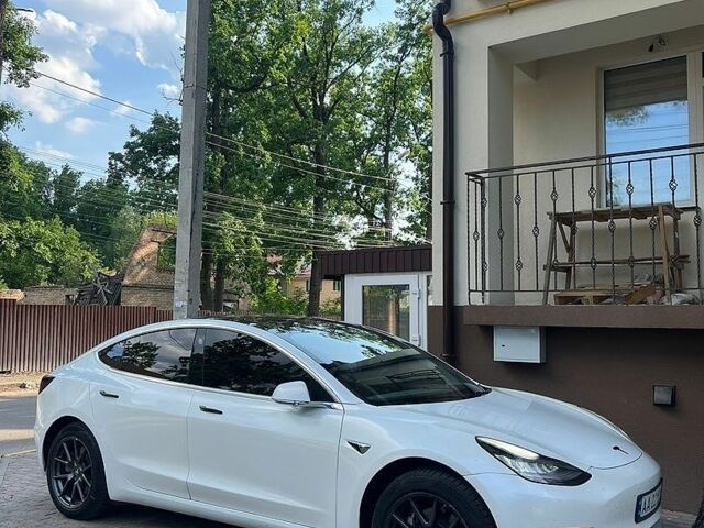 Белый Тесла Модель 3, объемом двигателя 0 л и пробегом 181 тыс. км за 17000 $, фото 16 на Automoto.ua