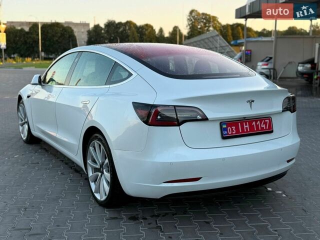 Белый Тесла Модель 3, объемом двигателя 0 л и пробегом 255 тыс. км за 13400 $, фото 9 на Automoto.ua